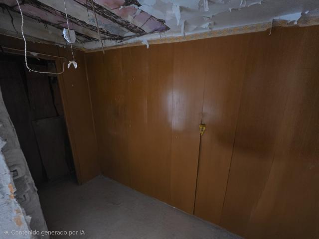 Imagen 8 Inmueble 299322 - Casa Adosada en venta en Villena / Casa  para reforma integral junto Pza. Pascual Doménec