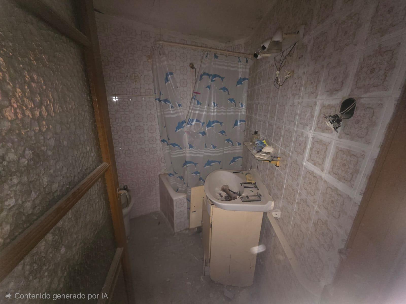 Imagen 9 Casa Adosada en venta en Villena / Casa  para reforma integral junto Pza. Pascual Doménec