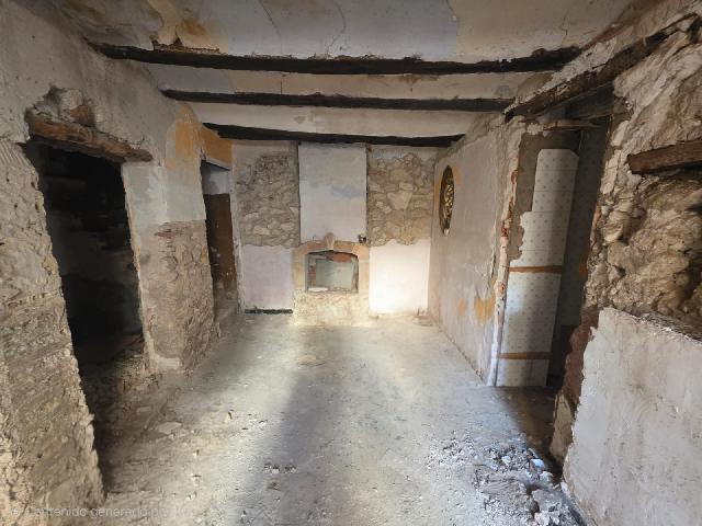 Imagen 12 Inmueble 299322 - Casa Adosada en venta en Villena / Casa  para reforma integral junto Pza. Pascual Doménec