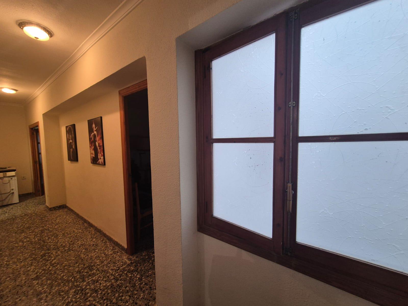 Imagen 5 Apartamento en venta en Villena / Dos pisos juntos enfrente de la parroquia de Santiago