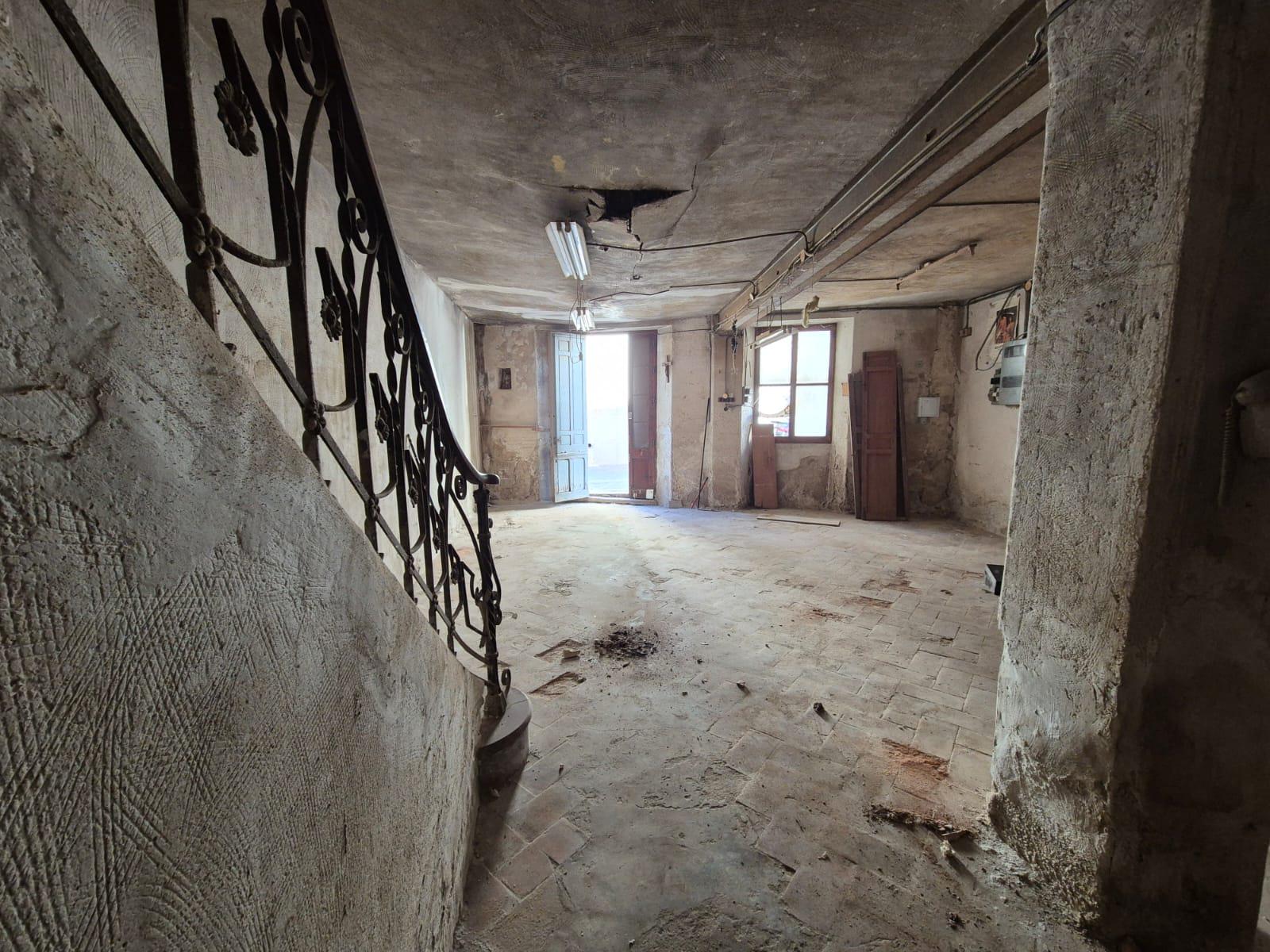 Imagen 2 Casa Adosada en venta en Villena / Casa adosada para reformar junto Casa de la Cultura