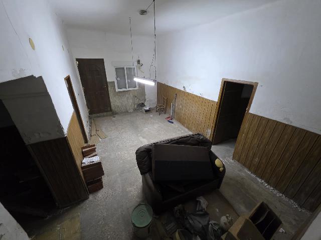 Imagen 2 Inmueble 300151 - Casa Adosada en venta en Monforte Del Cid / Casa adosada para reformar junto Plaza San Pascual