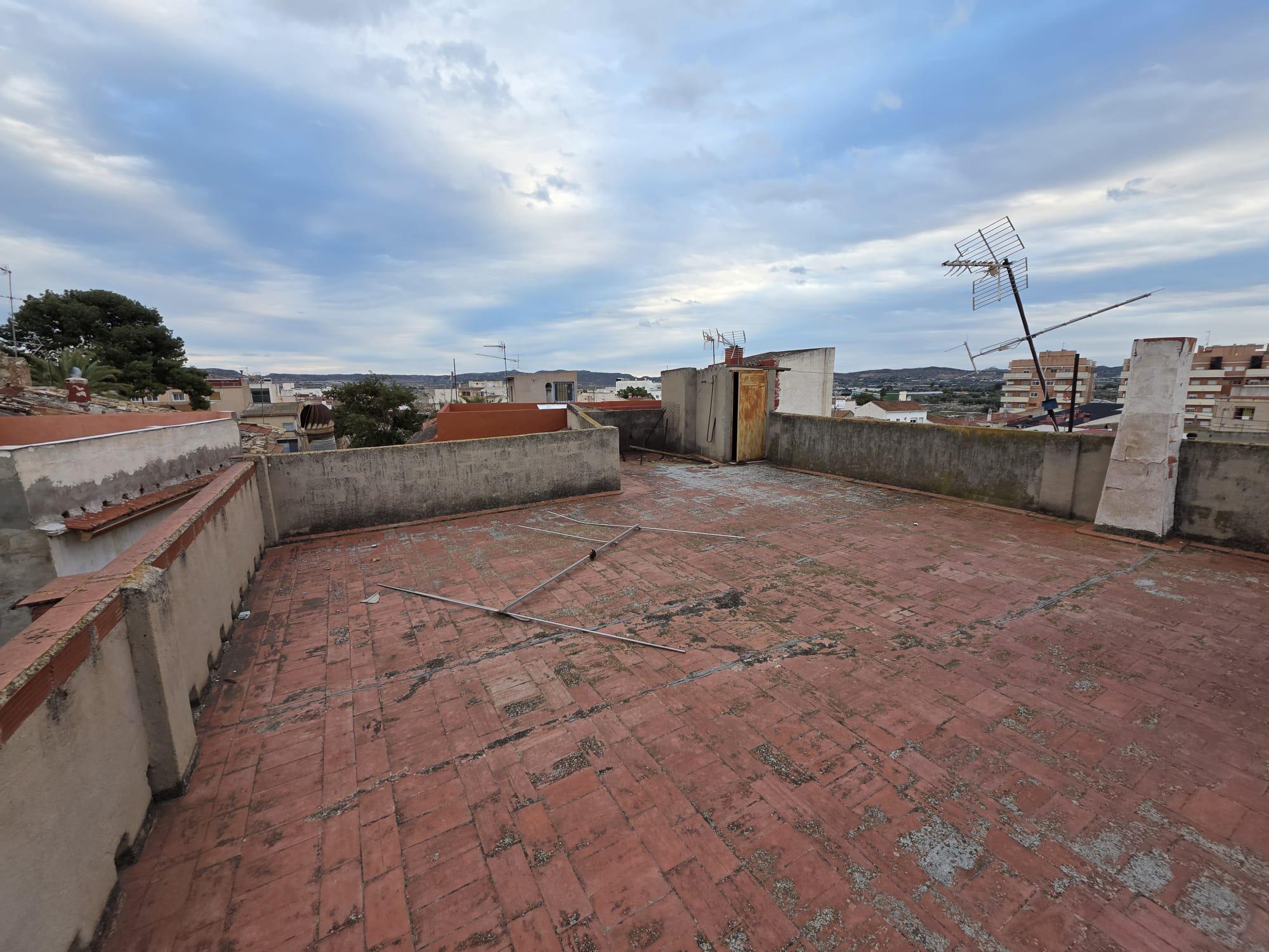 Imagen 19 Casa Adosada en venta en Monforte Del Cid / Casa adosada para reformar junto Plaza San Pascual