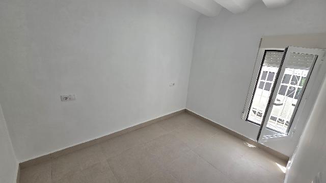Imagen 3 Inmueble 300386 - Casa Pareada en venta en Pinós (El)/pinoso / Casa pareada a estrenar junto a la Torre del Reloj