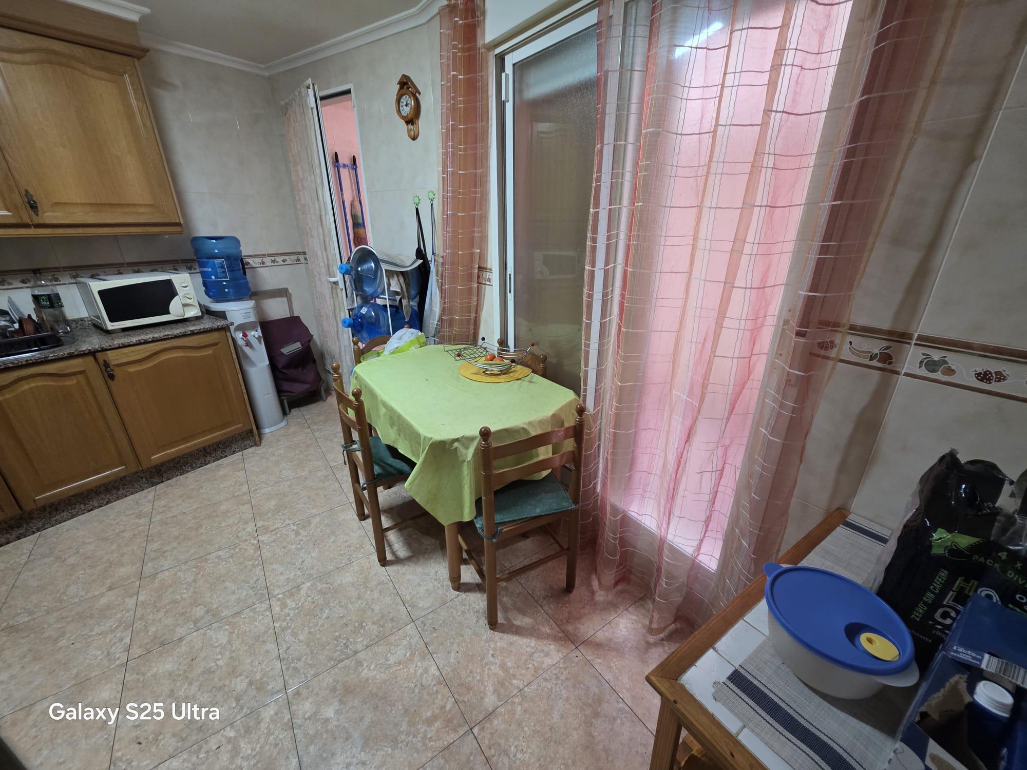 Imagen 18 Apartamento en venta en Sax / Piso 1º con ascensor y garaje, zona Gran Vía - Hiperber