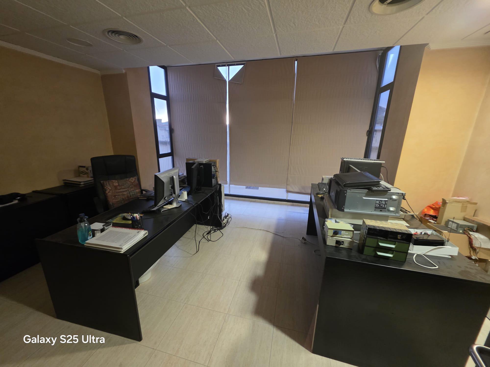 Imagen 7 Casa Pareada en venta en Elda / Edf. oficinas para hacer viviendas zona P. Nacional