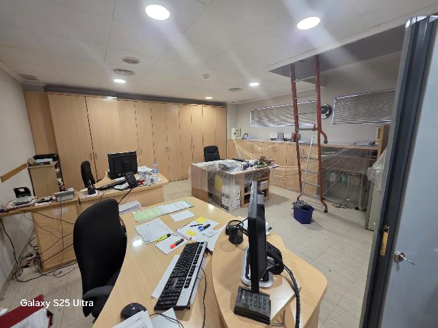 Imagen 4 Inmueble 300434 - Oficina Comercial en venta en Elda / Edificio de oficinas de 4 plantas totalmente instalado