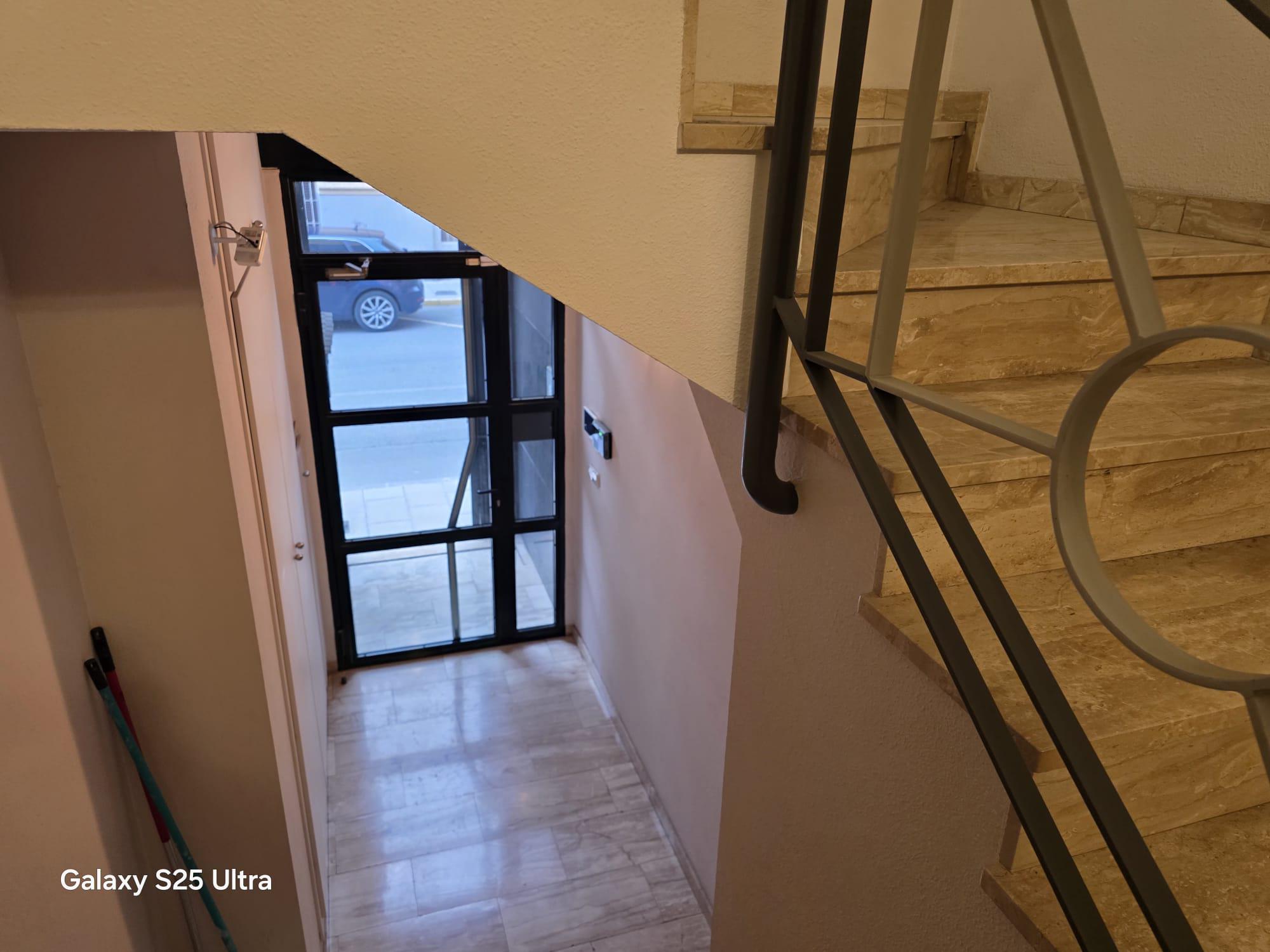 Imagen 9 Oficina Comercial en venta en Elda / Edificio de oficinas de 4 plantas totalmente instalado