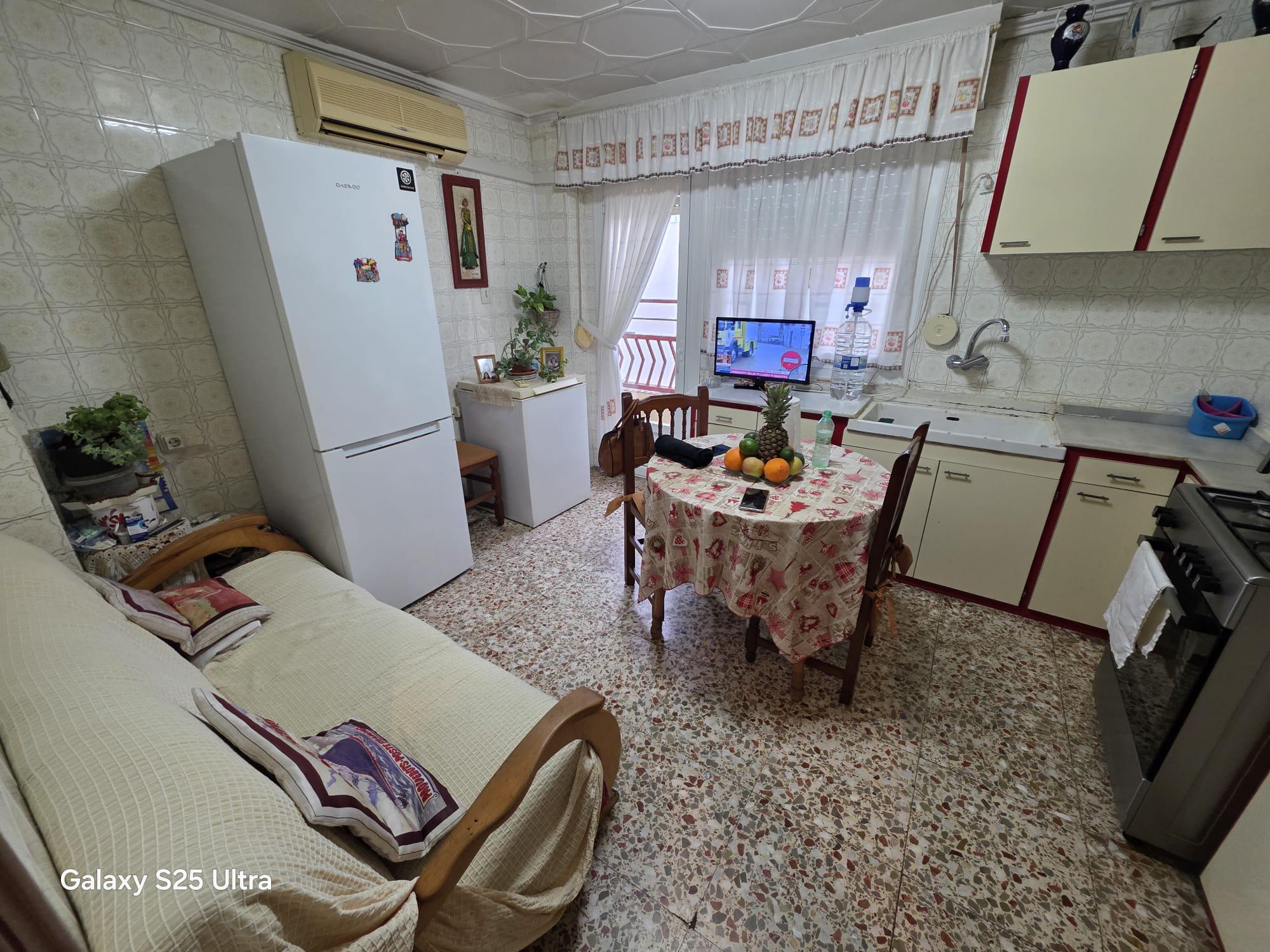 Imagen 11 Apartamento en venta en Elda / Piso 4º sin ascensor, zona Jaime Balmes-Avda. de Madrid