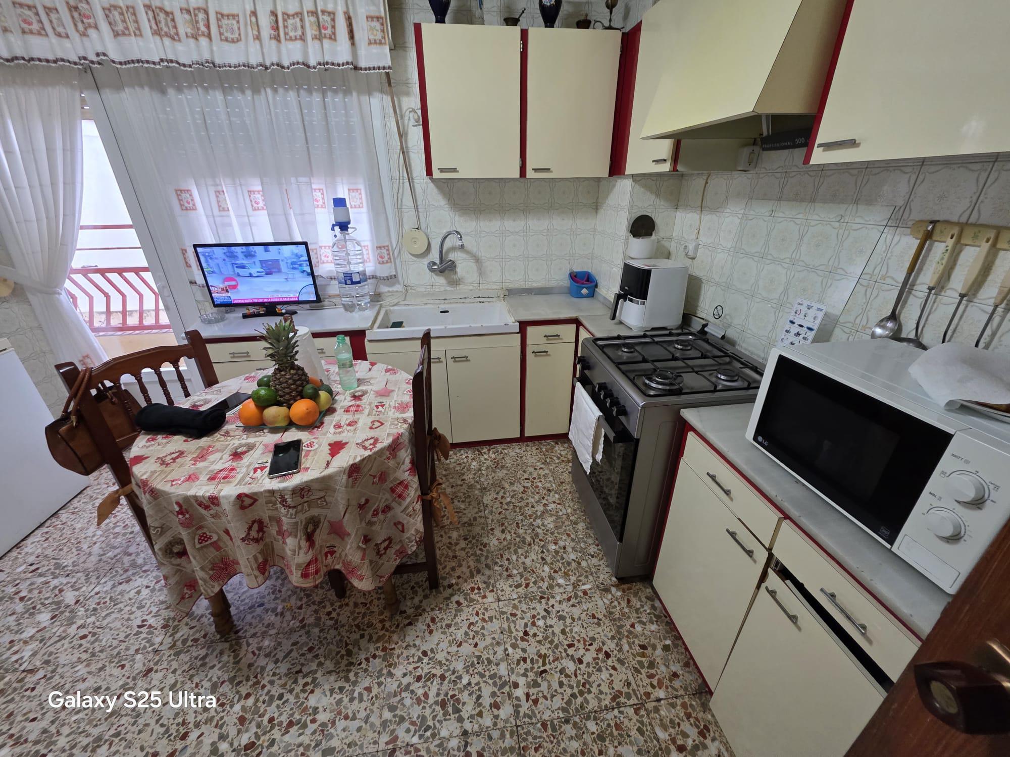 Imagen 12 Apartamento en venta en Elda / Piso 4º sin ascensor, zona Jaime Balmes-Avda. de Madrid