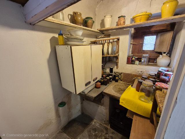 Imagen 3 Inmueble 300567 - Casa Adosada en venta en Pinós (El)/pinoso / Casa adosada esquinera junto a calle Maisonnave