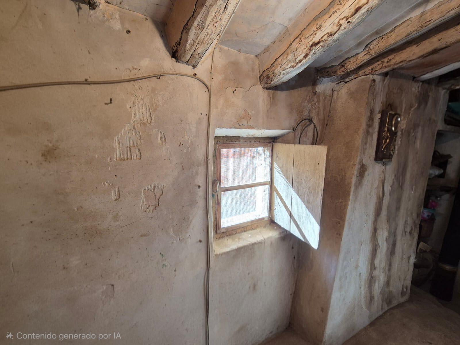 Imagen 8 Casa Adosada en venta en Pinós El/pinoso / Casa adosada esquinera junto a calle Maisonnave