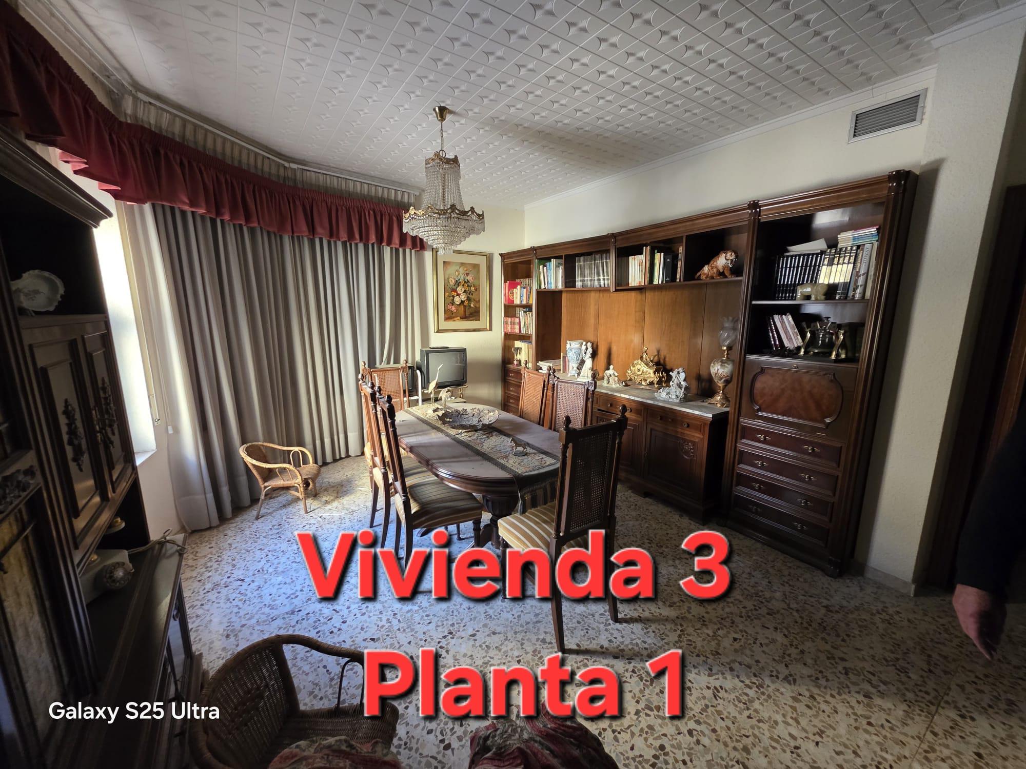 Imagen 28 Casa Pareada en venta en Petrer / Parcela urbana con 3 viviendas junto parque 9 d´Octubre
