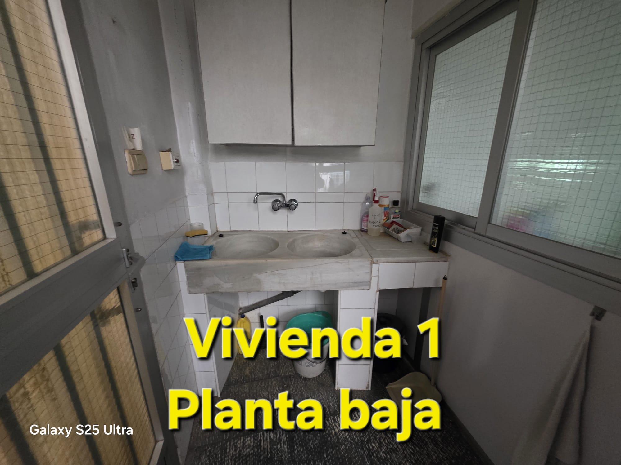 Imagen 14 Casa Pareada en venta en Petrer / Parcela urbana con 3 viviendas junto parque 9 d´Octubre