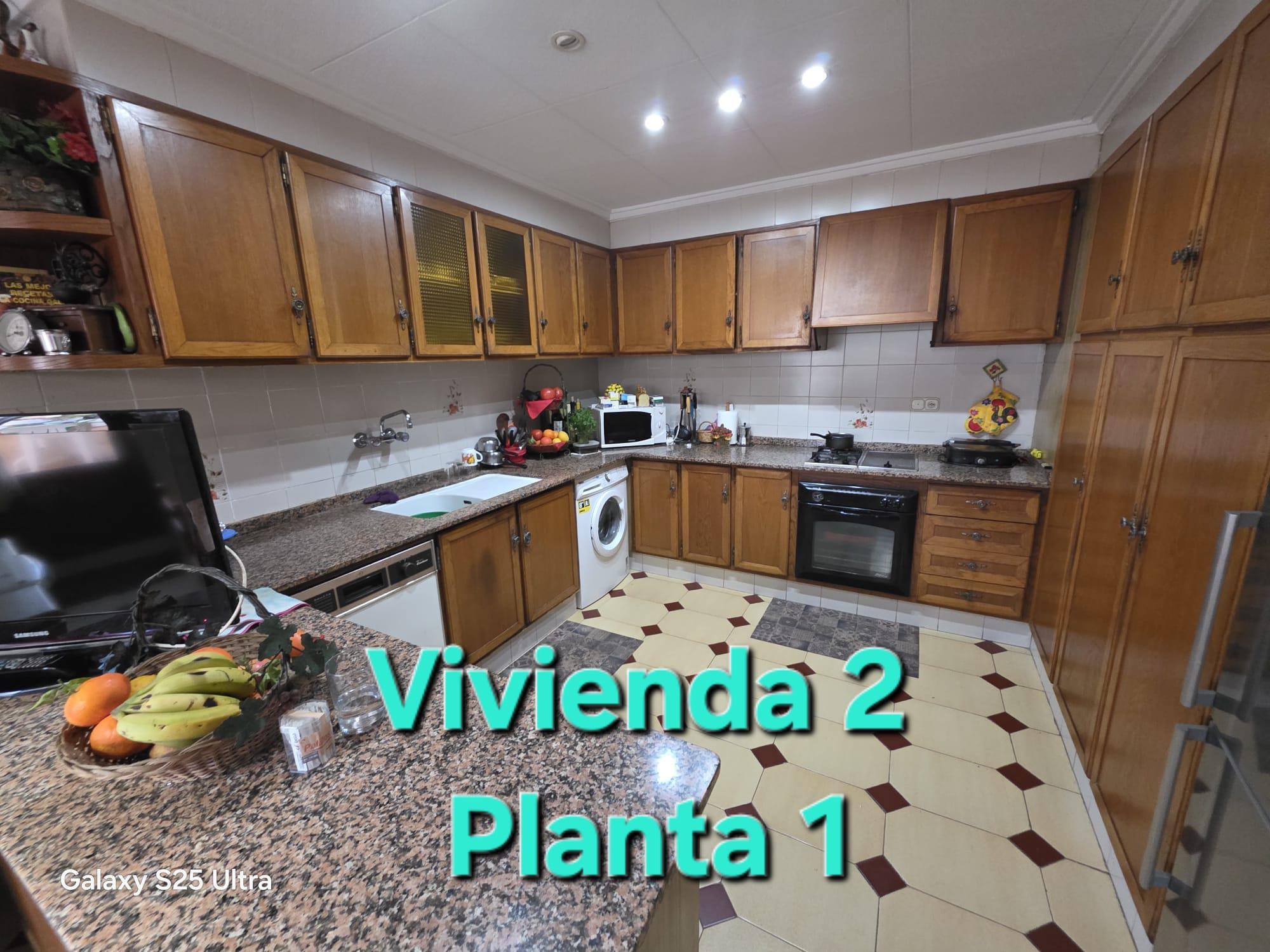 Imagen 19 Casa Pareada en venta en Petrer / Parcela urbana con 3 viviendas junto parque 9 d´Octubre