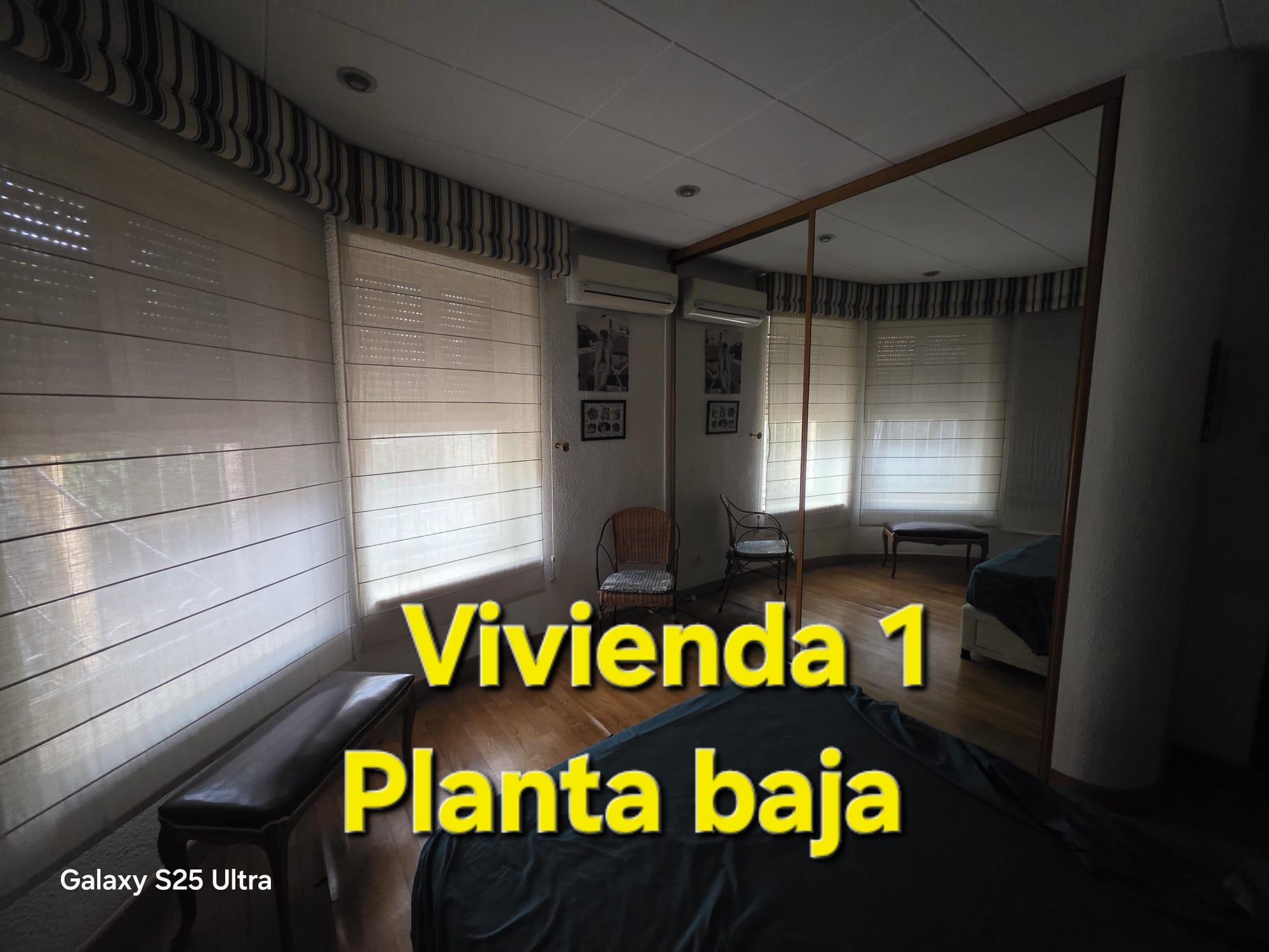 Imagen 6 Casa Pareada en venta en Petrer / Parcela urbana con 3 viviendas junto parque 9 d´Octubre