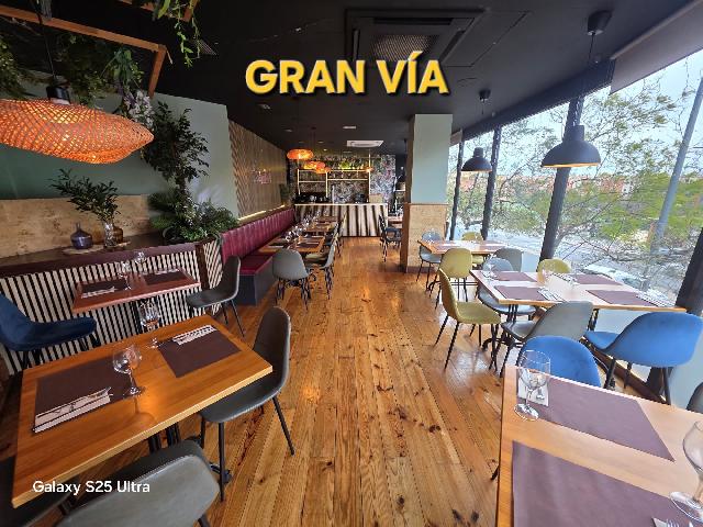 Imagen 2 Inmueble 300795 - Local Comercial en alquiler en Alicante/alacant / Restaurante a pleno rendimiento situado ...