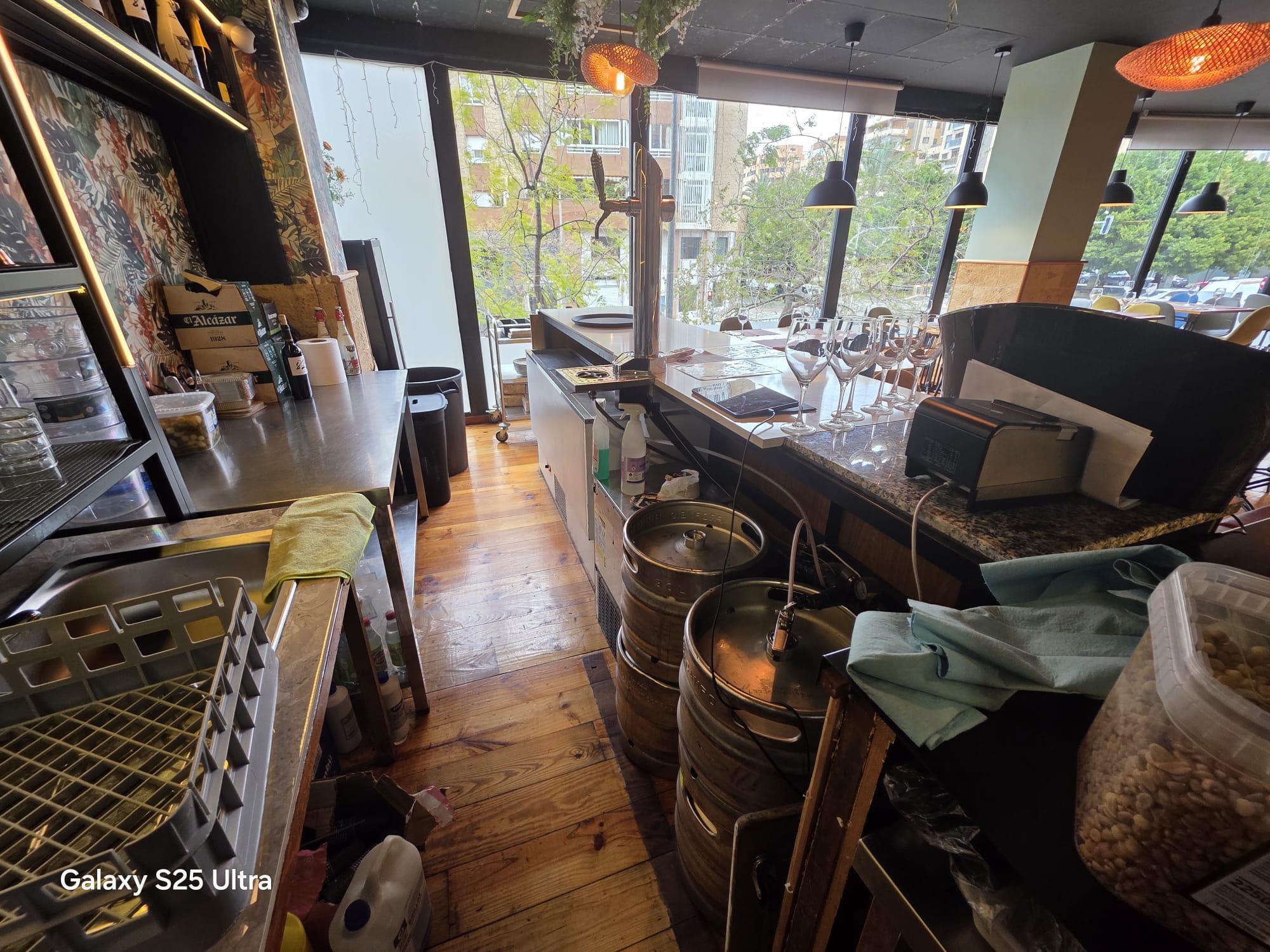 Imagen 23 Local Comercial en alquiler en Alicante/alacant / Restaurante a pleno rendimiento situado ...