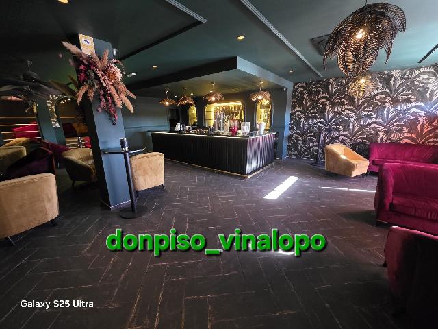 Imagen 5 Inmueble 300996 - Local Comercial en alquiler en Petrer / Cafetería en traspaso en la misma Avda. Reina Sofía