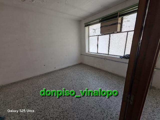 Imagen 2 Inmueble 301081 - Local Industrial en venta en Petrer / Nave industrial en suelo urbano, solar de 247 m2, esqui