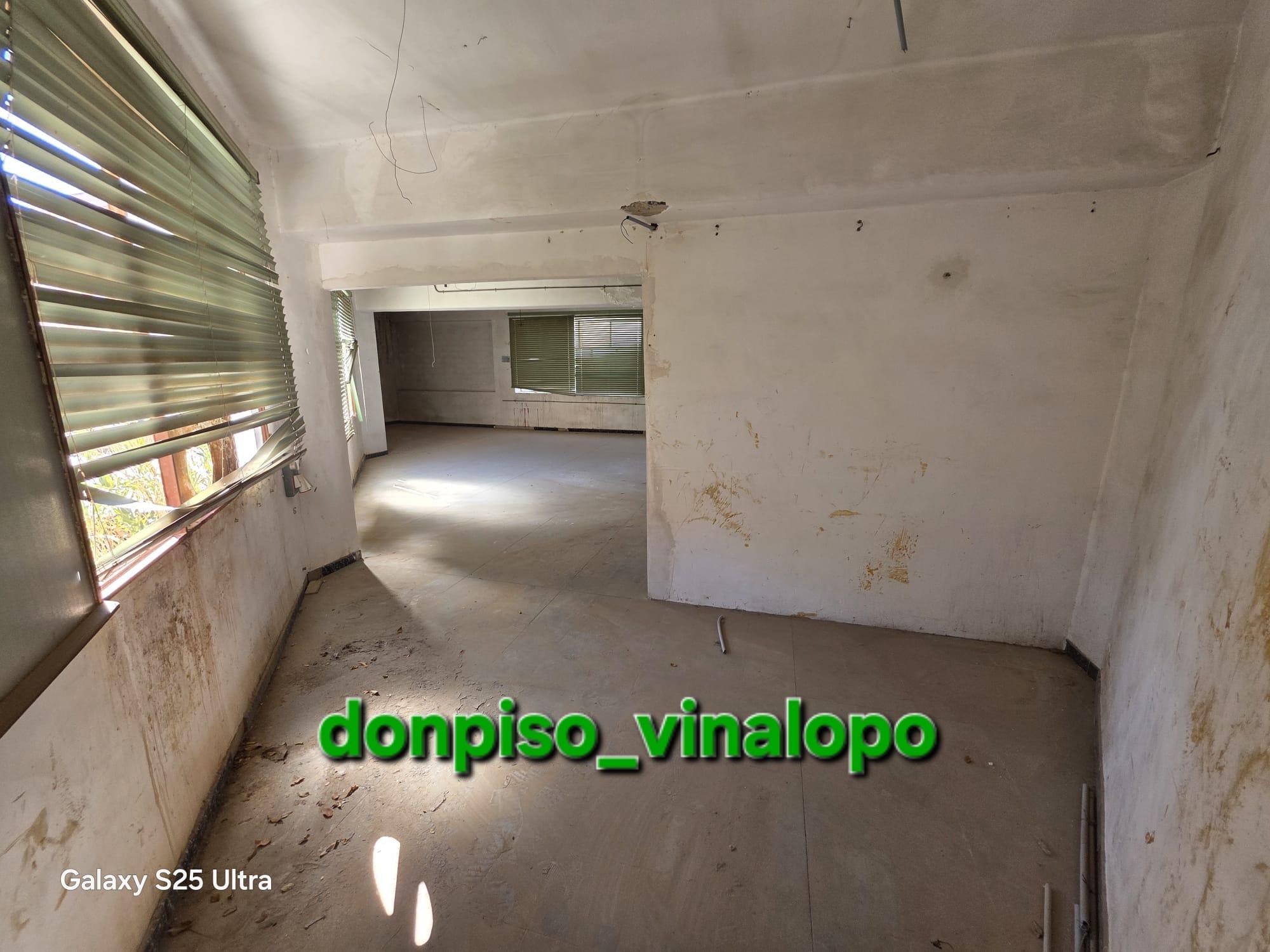 Imagen 8 Local Industrial en venta en Petrer / Nave industrial en suelo urbano, solar de 247 m2, esqui