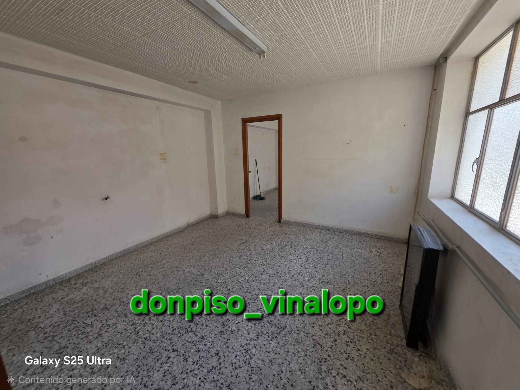 Imagen 10 Local Industrial en venta en Petrer / Nave industrial en suelo urbano, solar de 247 m2, esqui