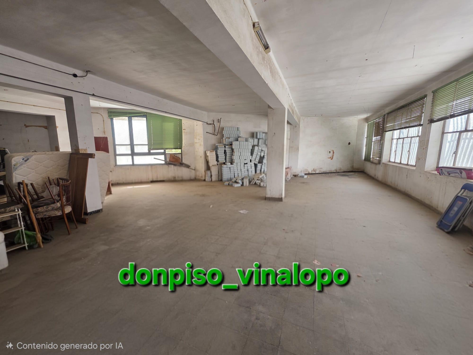 Imagen 1 Local Industrial en venta en Petrer / Nave industrial en suelo urbano, solar de 247 m2, esqui