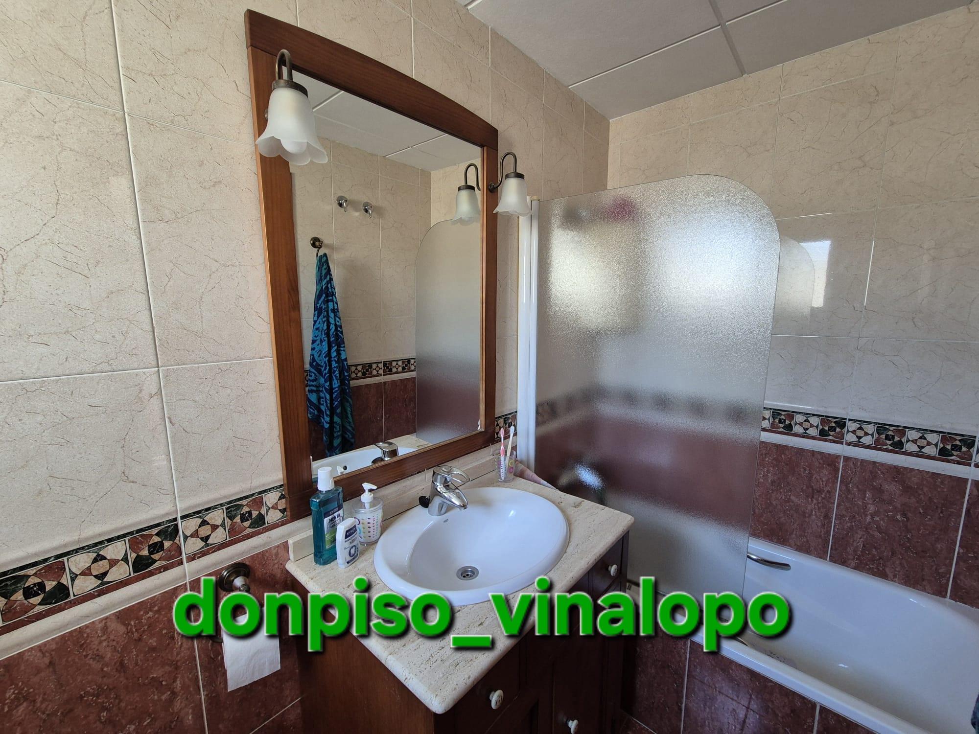 Imagen 22 Casa Adosada en venta en Villena / Adosado a 3 calles de la Avda. de la Constitución