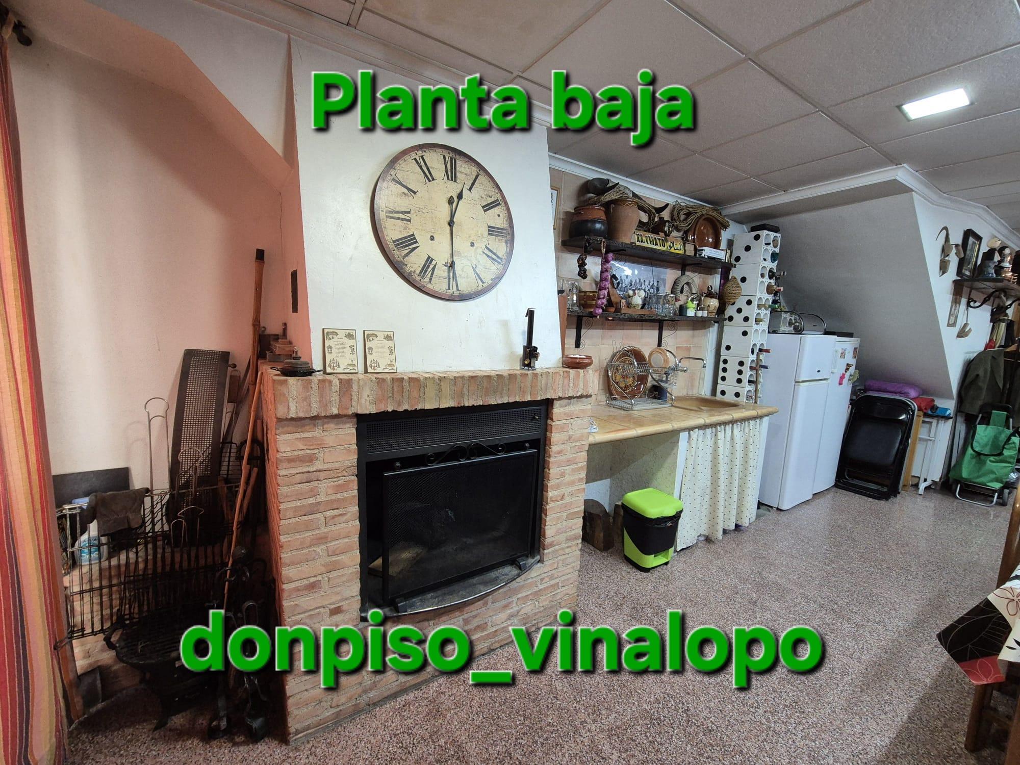 Imagen 33 Casa Adosada en venta en Villena / Adosado a 3 calles de la Avda. de la Constitución