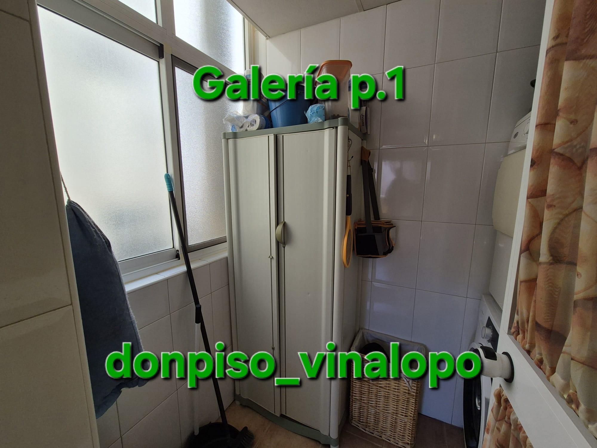 Imagen 7 Casa Adosada en venta en Villena / Adosado a 3 calles de la Avda. de la Constitución