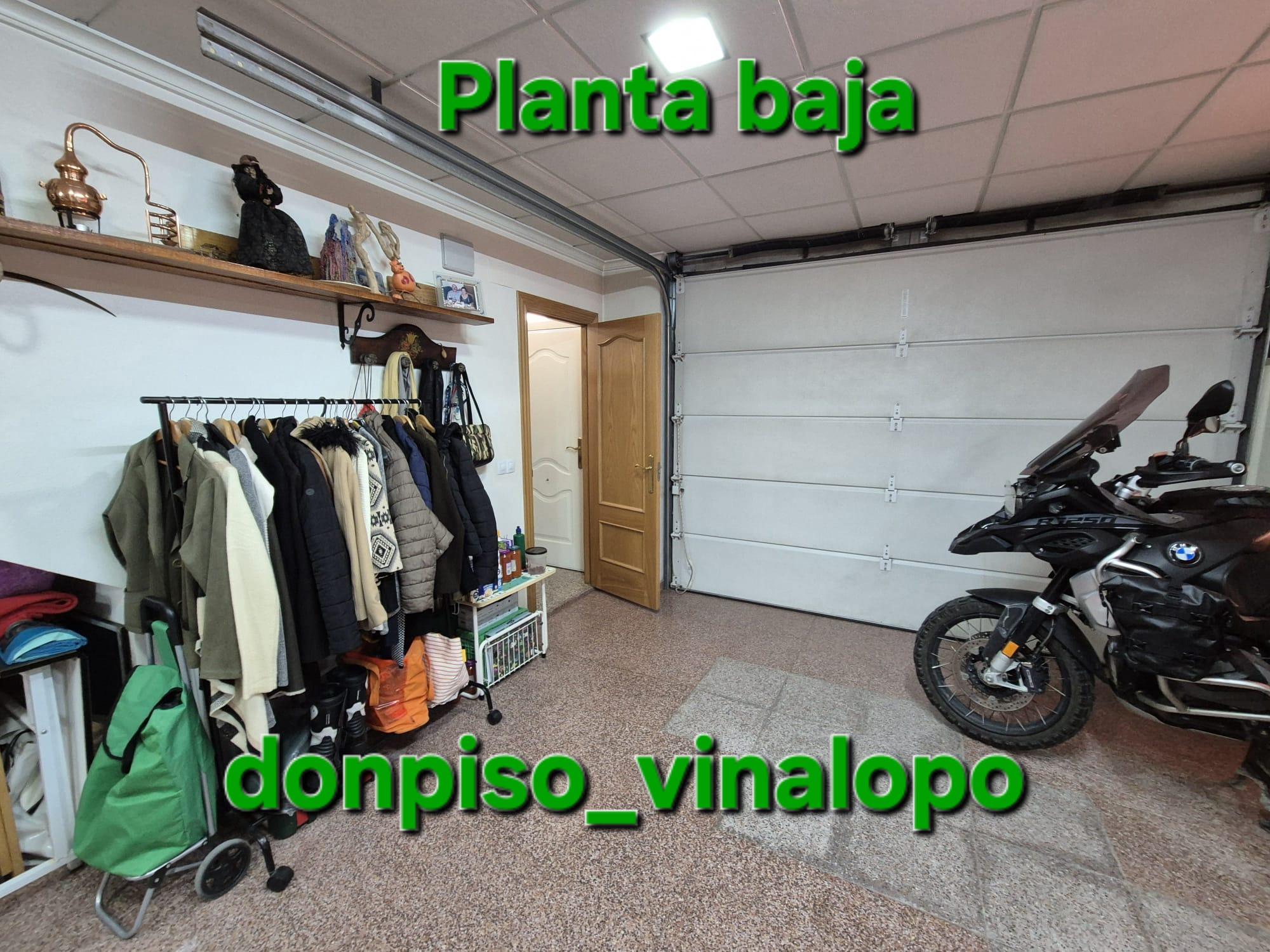 Imagen 31 Casa Adosada en venta en Villena / Adosado a 3 calles de la Avda. de la Constitución