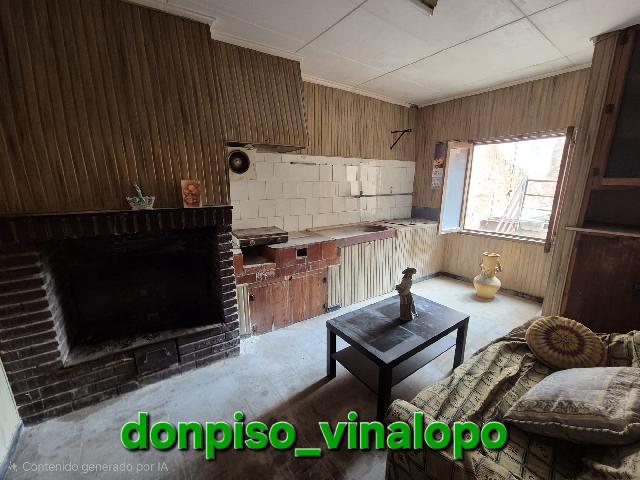 Imagen 4 Inmueble 301997 - Casa Adosada en venta en Romana (La) / Casa adosada de 2 plantas junto a la calle Mayor