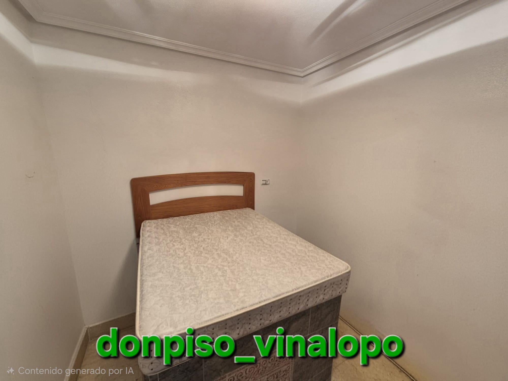 Imagen 9 Casa Adosada en venta en Romana La / Casa adosada de 2 plantas junto a la calle Mayor