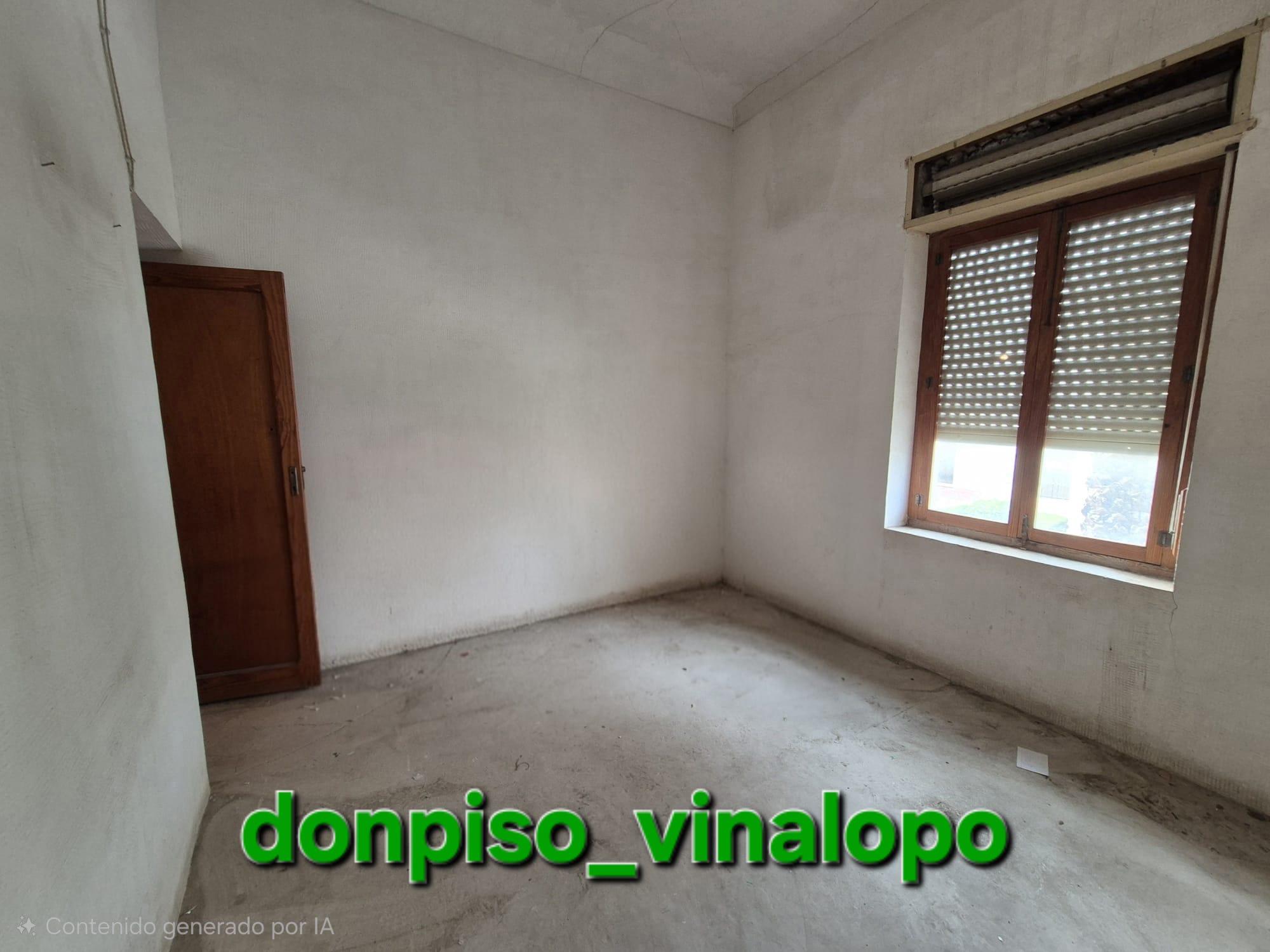 Imagen 28 Casa Adosada en venta en Romana La / Casa adosada de 2 plantas junto a la calle Mayor