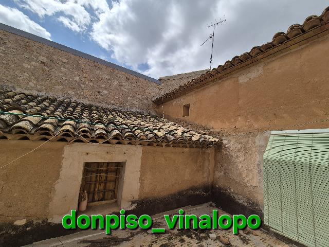 Imagen 1 Inmueble 301997 - Casa Adosada en venta en Romana (La) / Casa adosada de 2 plantas junto a la calle Mayor