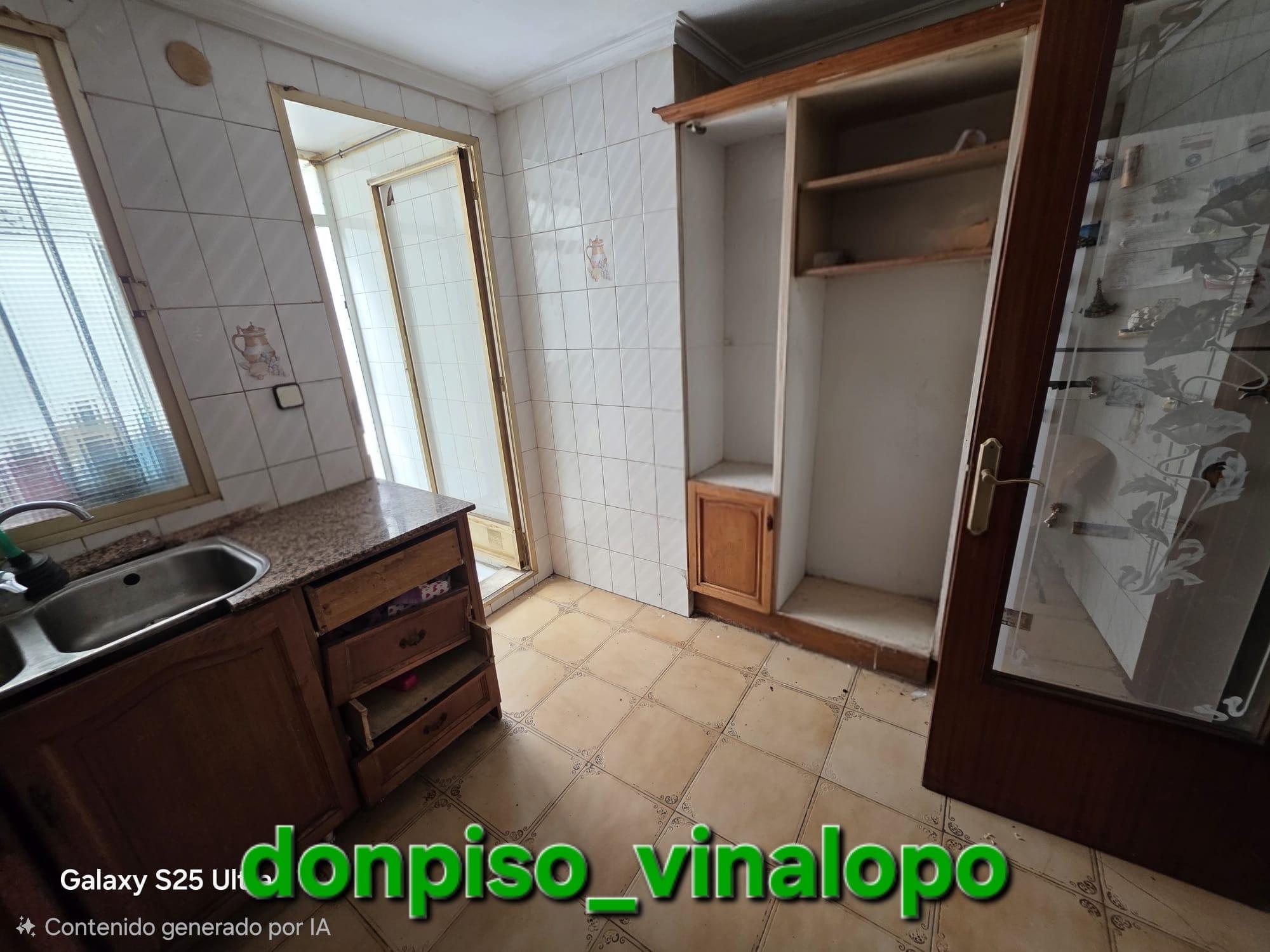 Imagen 7 Apartamento en venta en Elda / Piso primero sin ascensor y garaje, zona Plaza de Toros