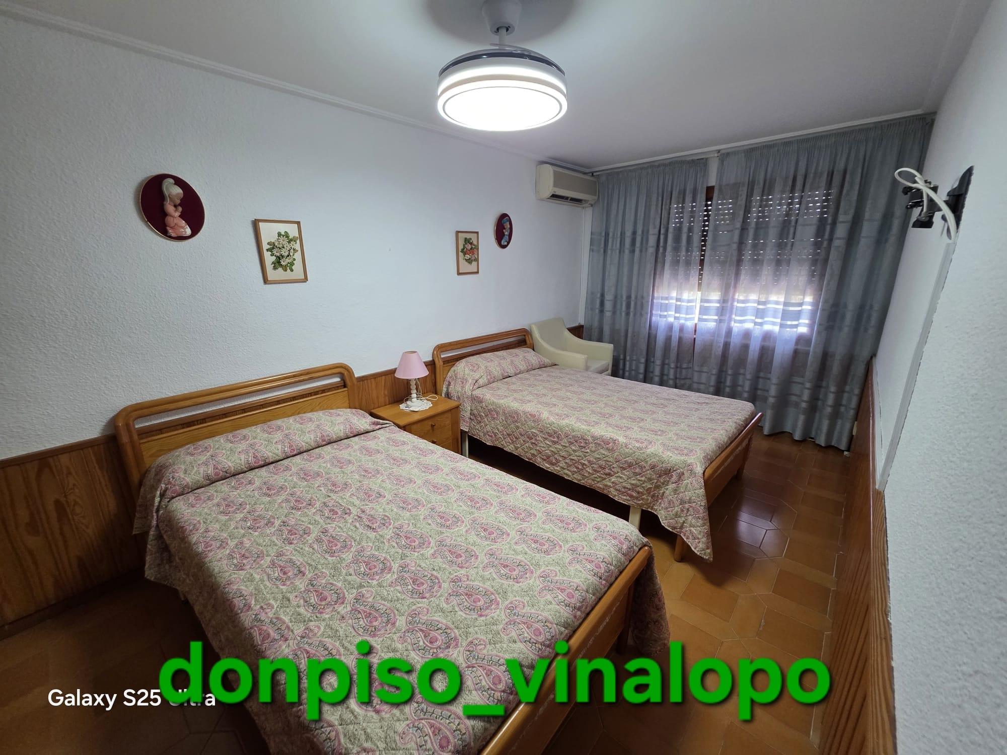Imagen 19 Casa Rústica en venta en Elche/elx / Chalet con piscina en urbanización Bonavista