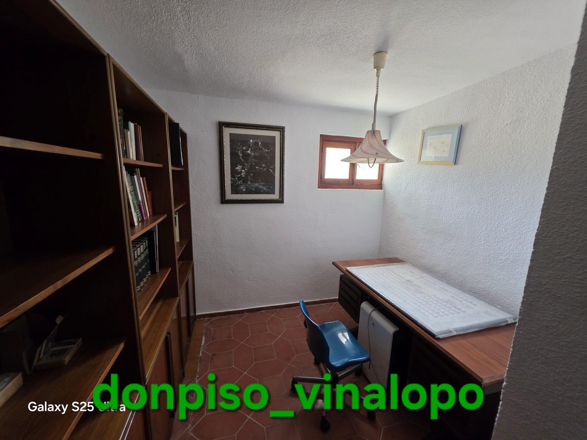 Imagen 30 Casa Rústica en venta en Elche/elx / Chalet con piscina en urbanización Bonavista