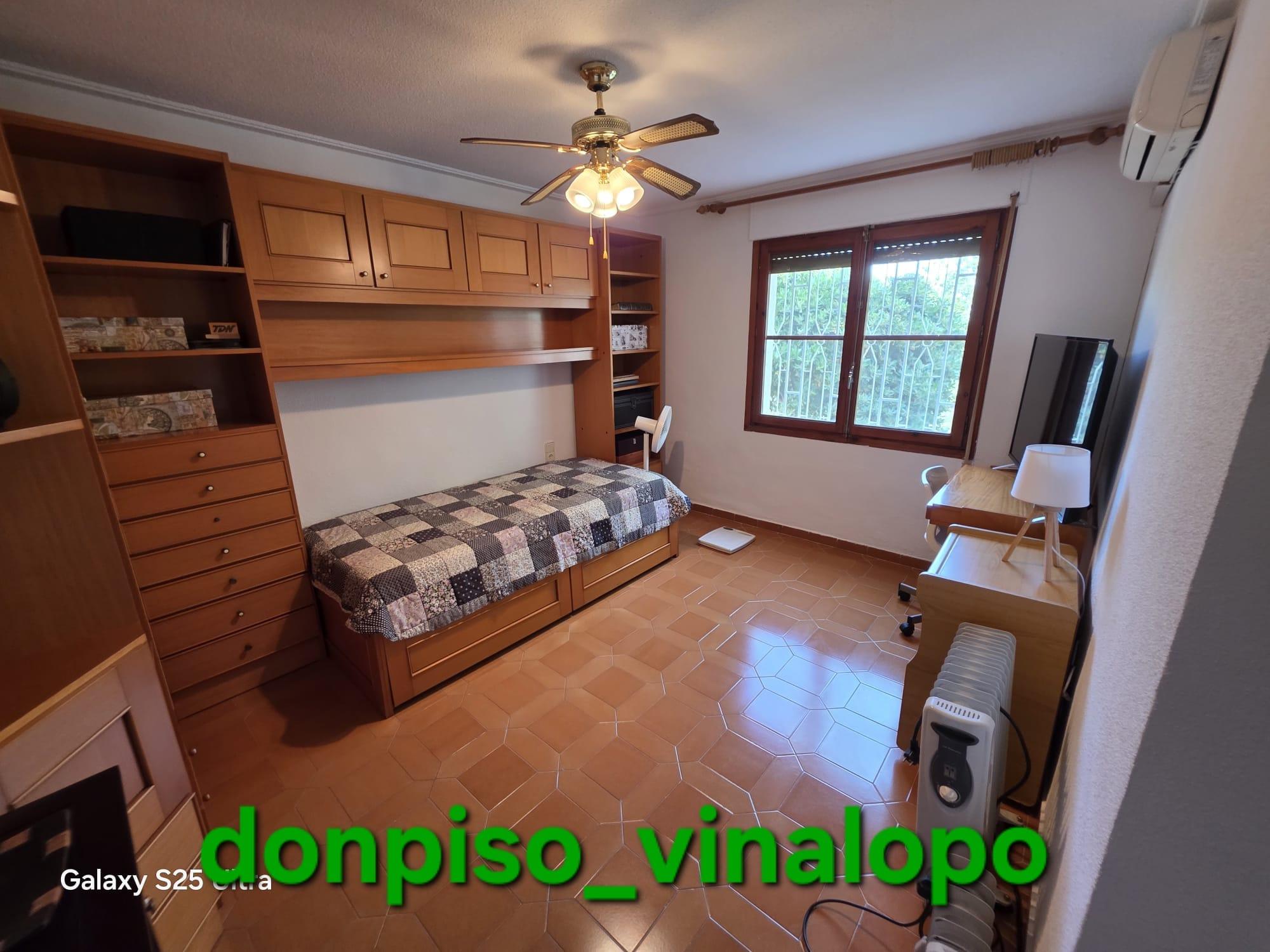 Imagen 16 Casa Rústica en venta en Elche/elx / Chalet con piscina en urbanización Bonavista