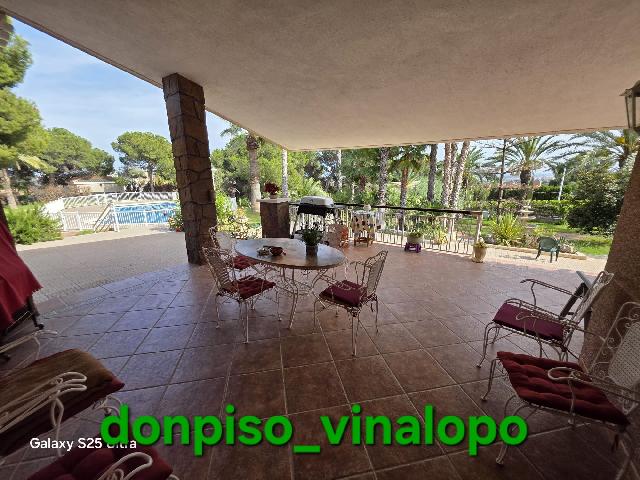 Imagen 6 Inmueble 302925 - Casa Rústica en venta en Elche/elx / Chalet con piscina en urbanización Bonavista