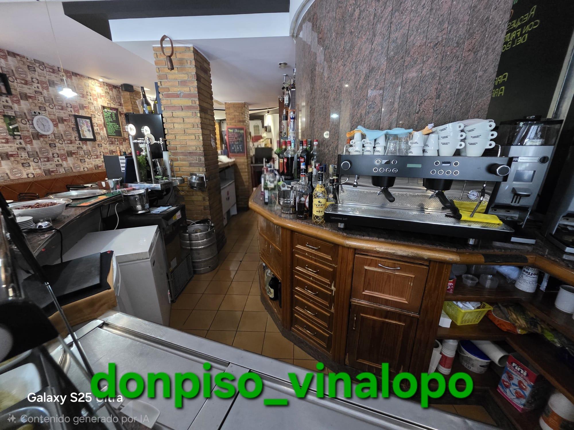 Imagen 11 Local Comercial en venta en Elda / Local con bar a pleno rendimiento en la Avda. de Ronda