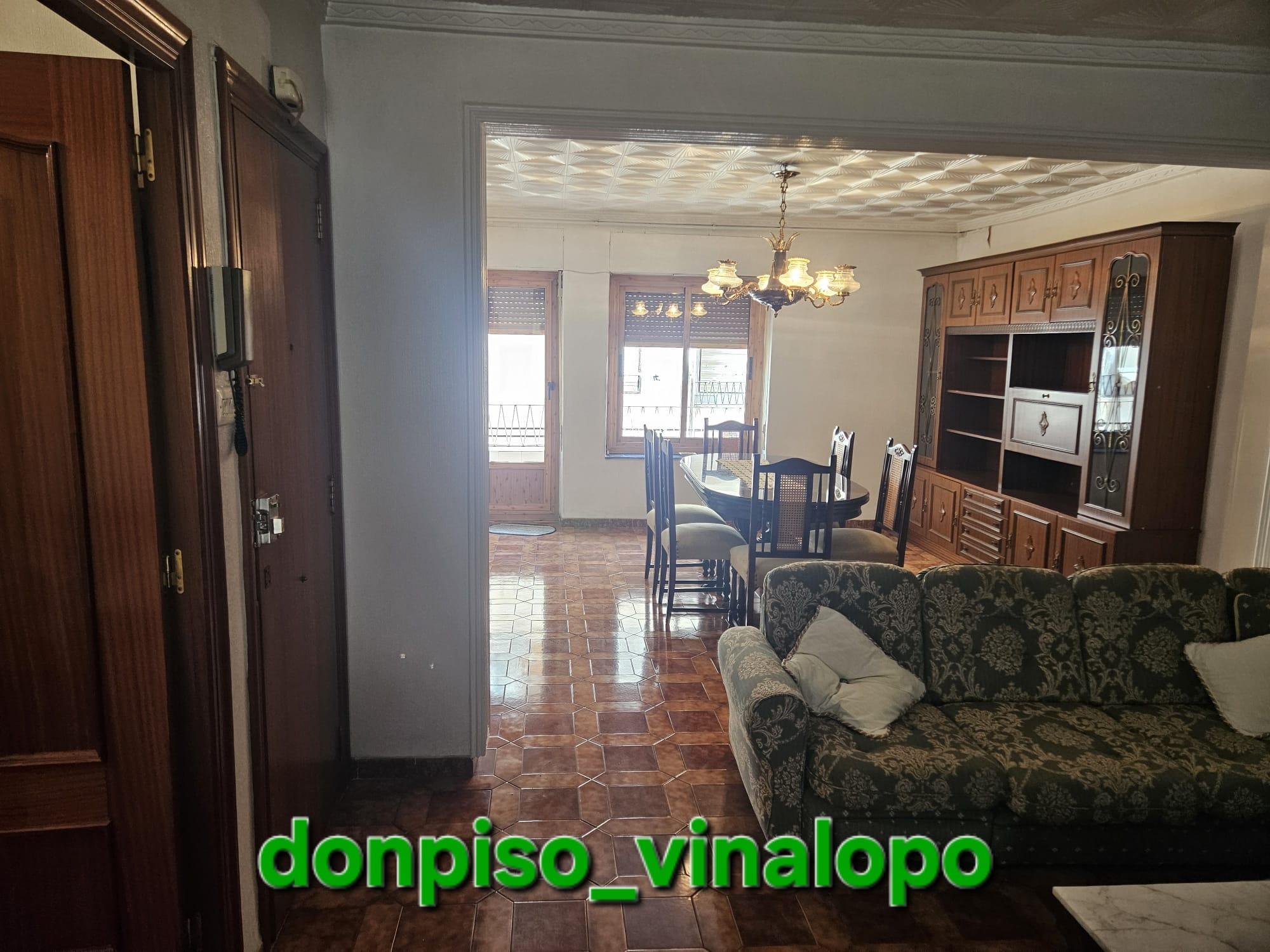 Imagen 1 Apartamento en venta en Elda / Piso 2º sin ascensor, zona Acacias - Avda. Chapí