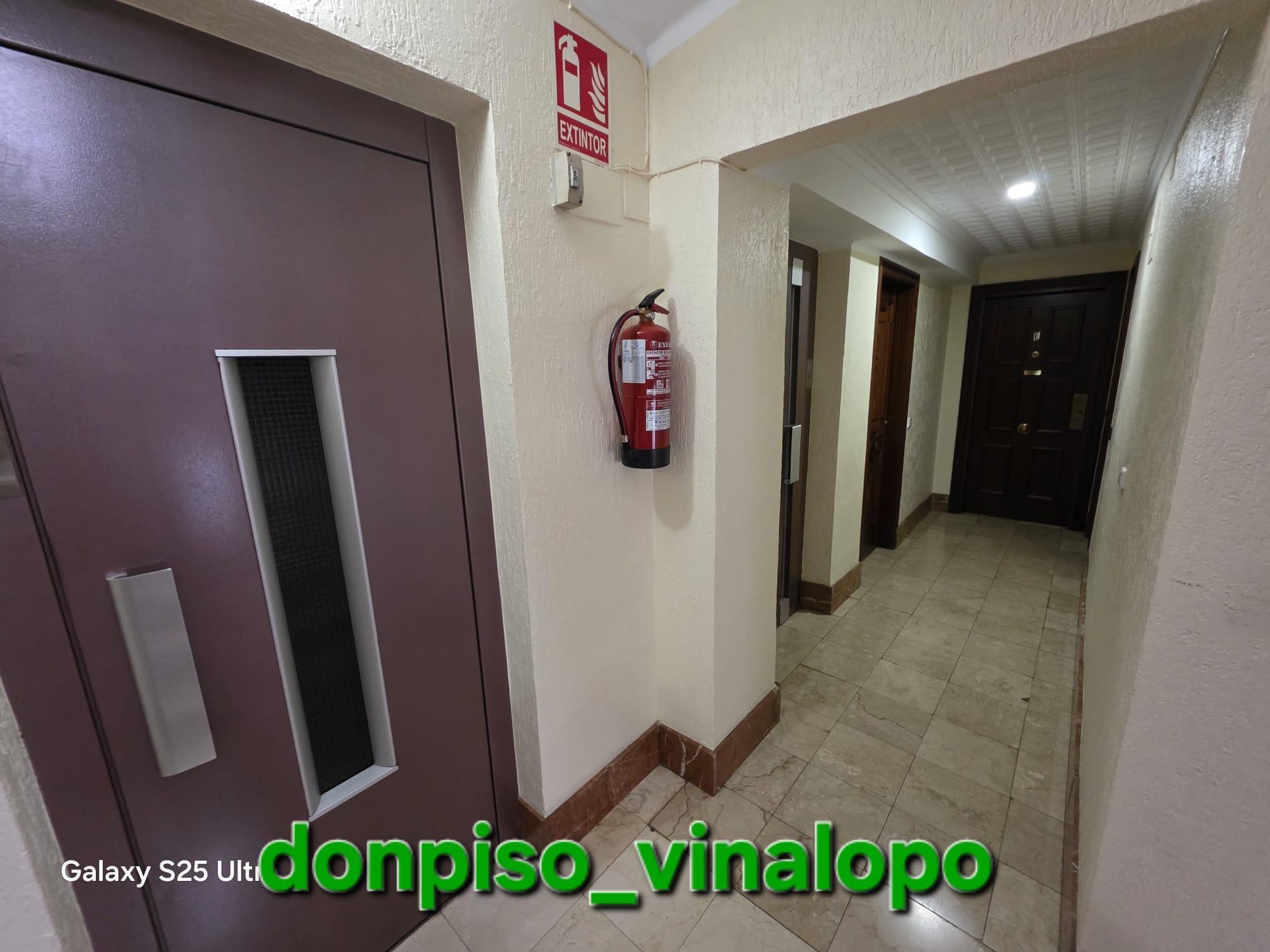 Imagen 23 Apartamento en venta en Elda / Piso 1º con ascensor entre Castelar y Avda. de Madrid