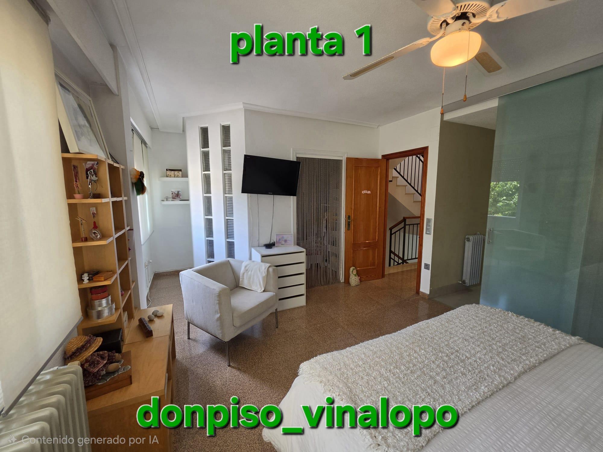 Imagen 20 Casa Pareada en venta en Petrer / En urbanización privada