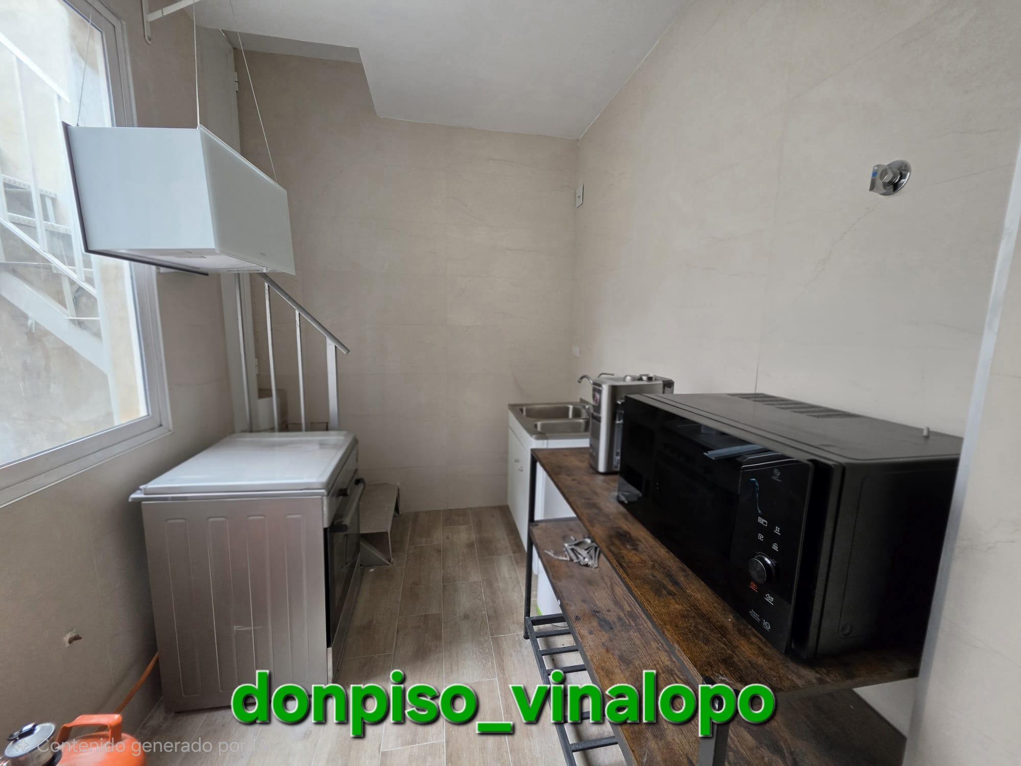 Imagen 20 Casa Adosada en venta en Castalla / Casa adosada céntrica, junto calle Cervantes