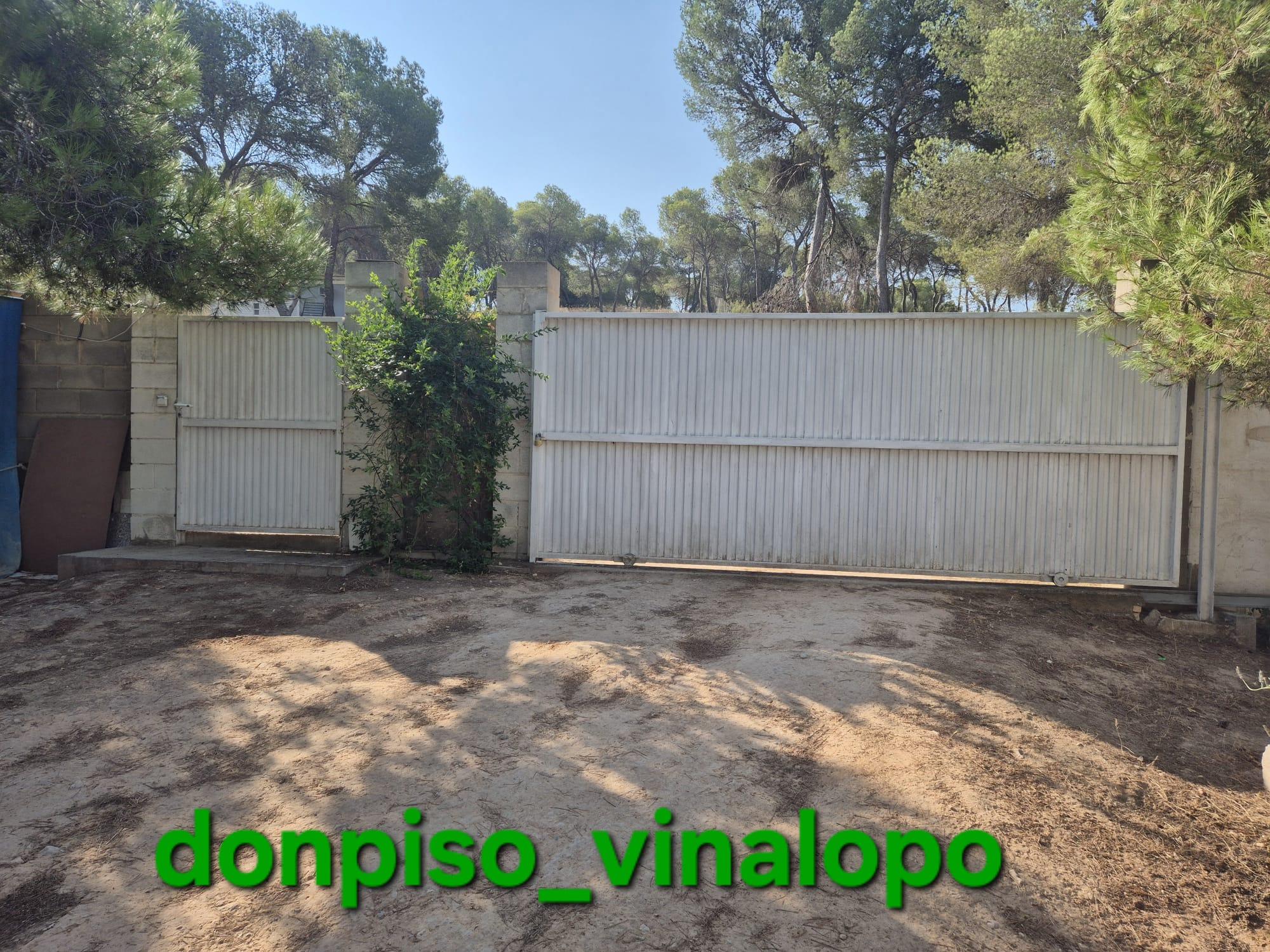 Imagen 26 Casa Rústica en venta en Tibi / Parcela vallada con 2 casas madera y vivienda modular 