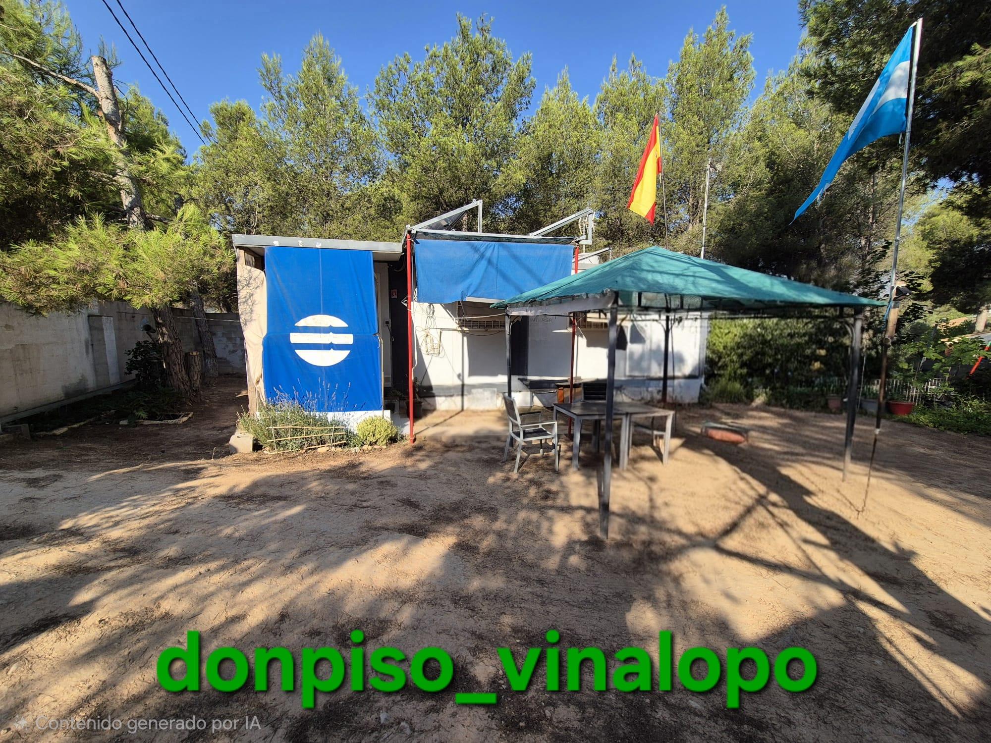 Imagen 9 Casa Rústica en venta en Tibi / Parcela vallada con 2 casas madera y vivienda modular 