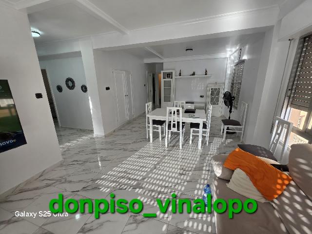 Imagen 1 Inmueble 305448 - Apartamento en venta en Villena / En la Avda. Constitución, frente Barrio Constanza