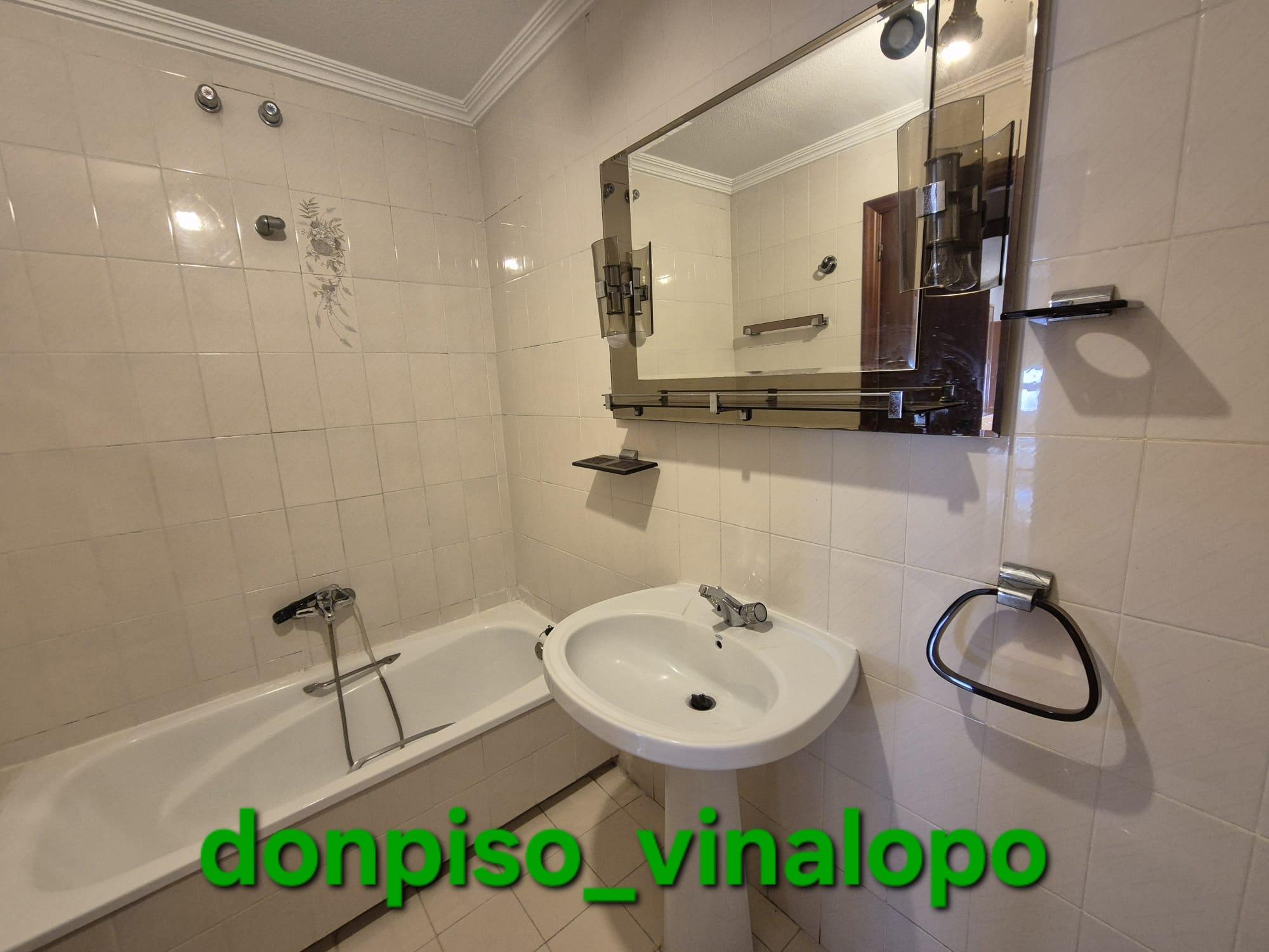 Imagen 7 Apartamento en venta en Elda / Piso 3º con ascensor, esquinero, junto Avda. de Ronda