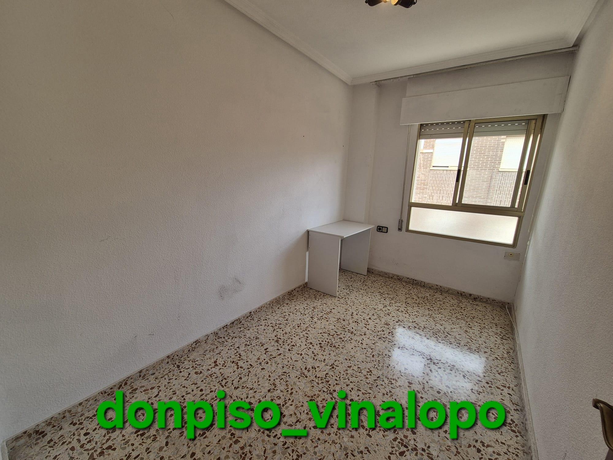 Imagen 21 Apartamento en venta en Elda / Piso 3º con ascensor, esquinero, junto Avda. de Ronda